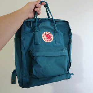 Fjallraven Kanken Backpack - dark teal / blue-green